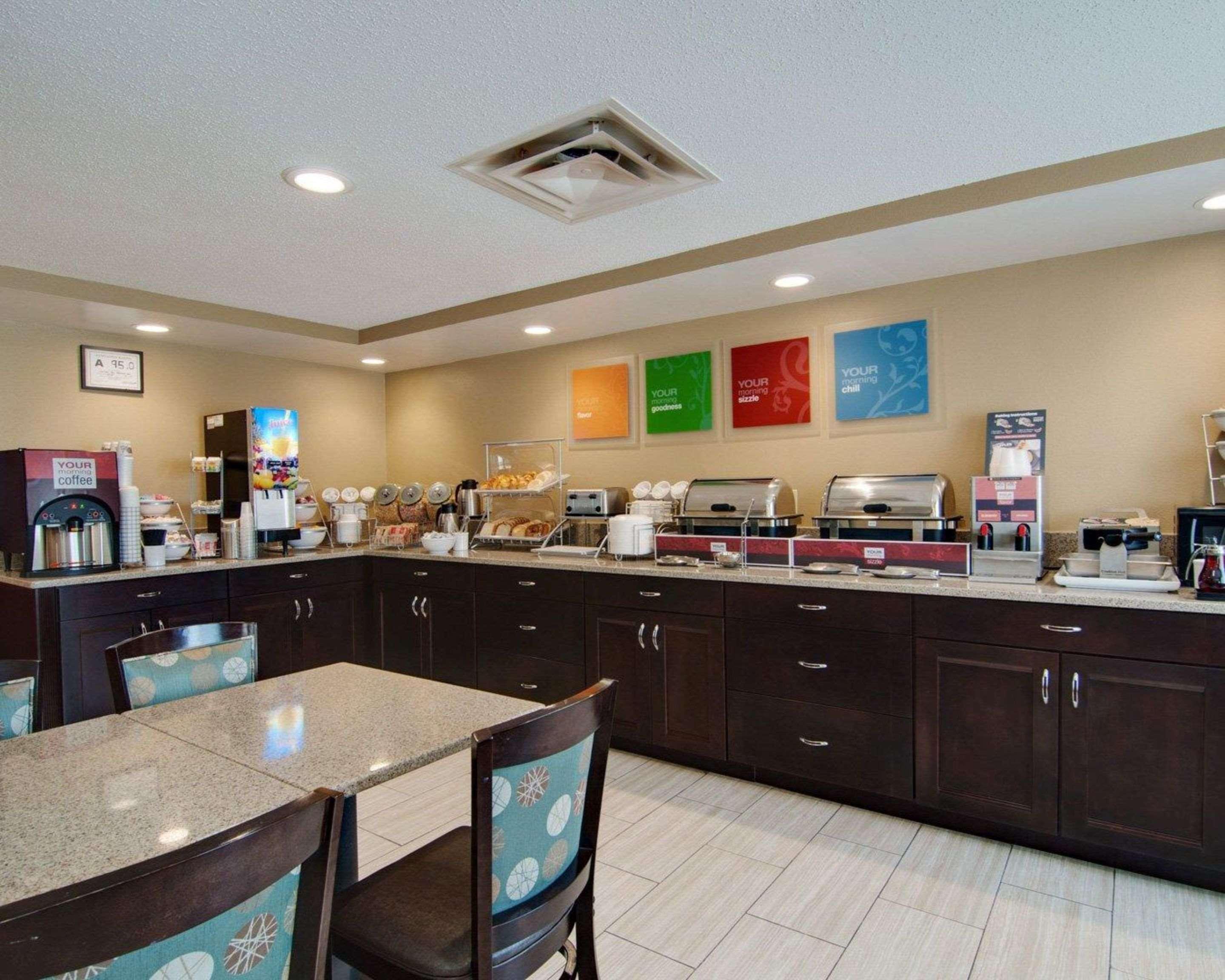 Comfort Inn Маунт Еъри Екстериор снимка