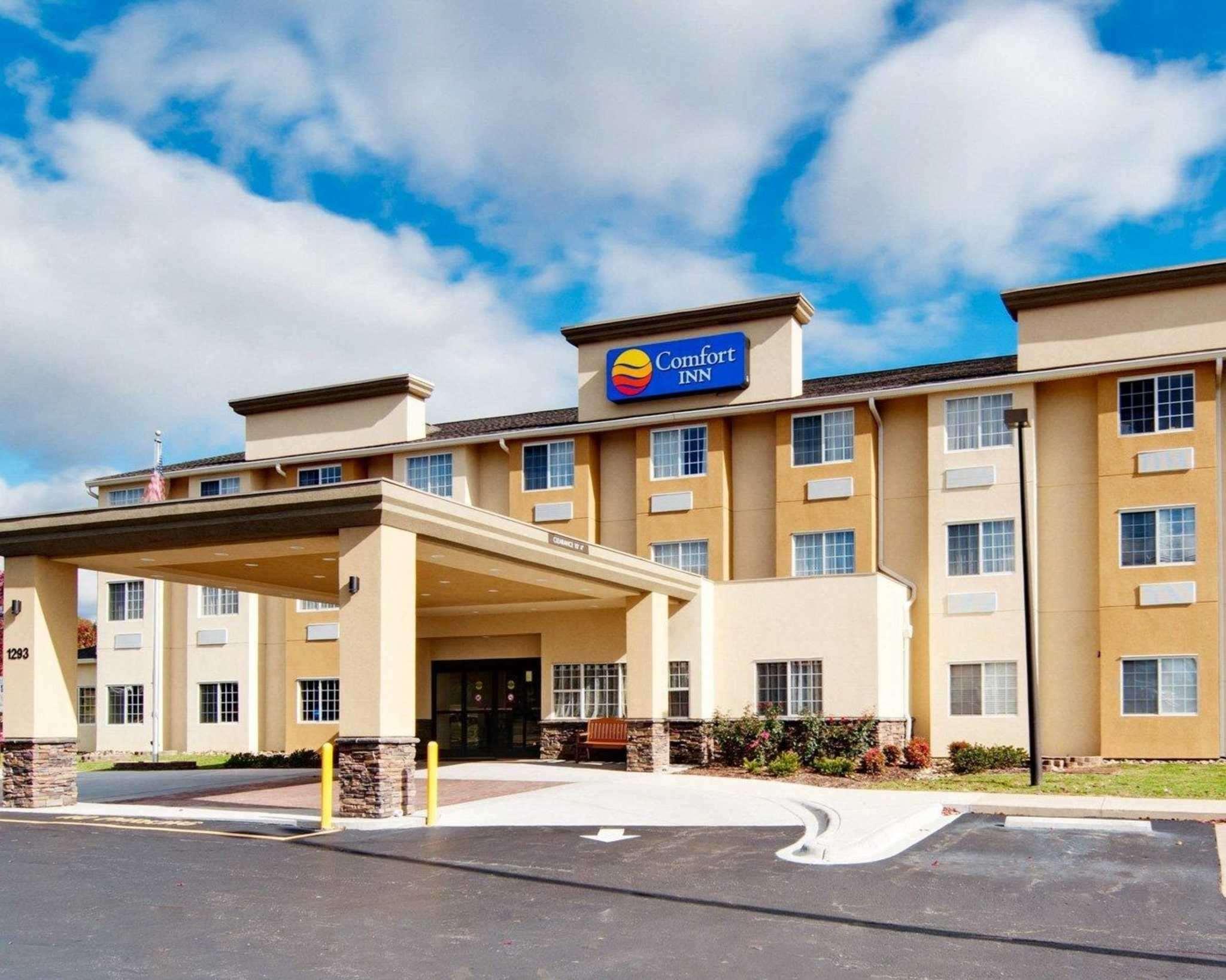 Comfort Inn Маунт Еъри Екстериор снимка
