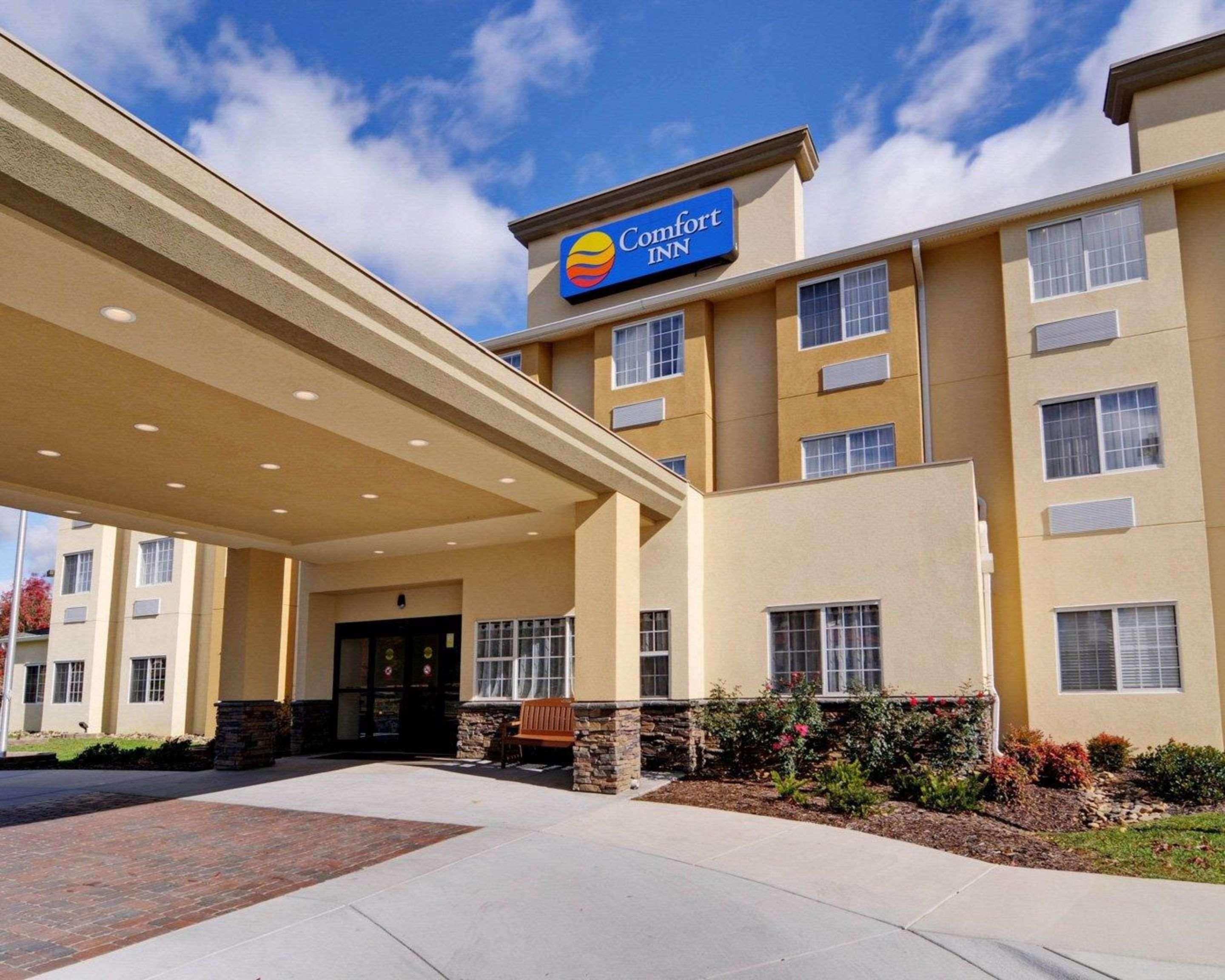Comfort Inn Маунт Еъри Екстериор снимка